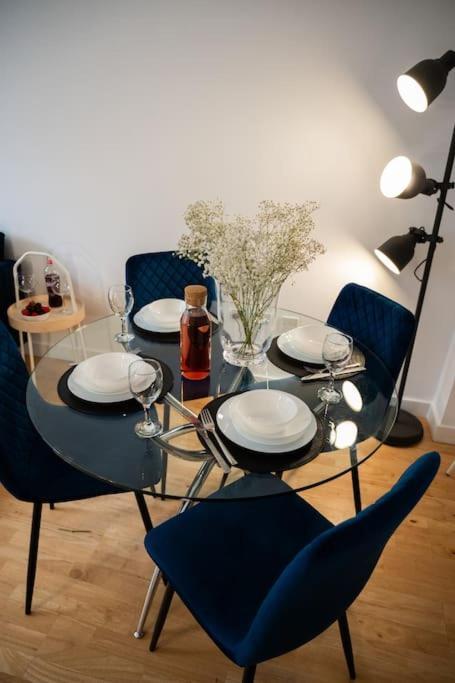 2 Bed Apt In Leeds City Centre Exterior foto